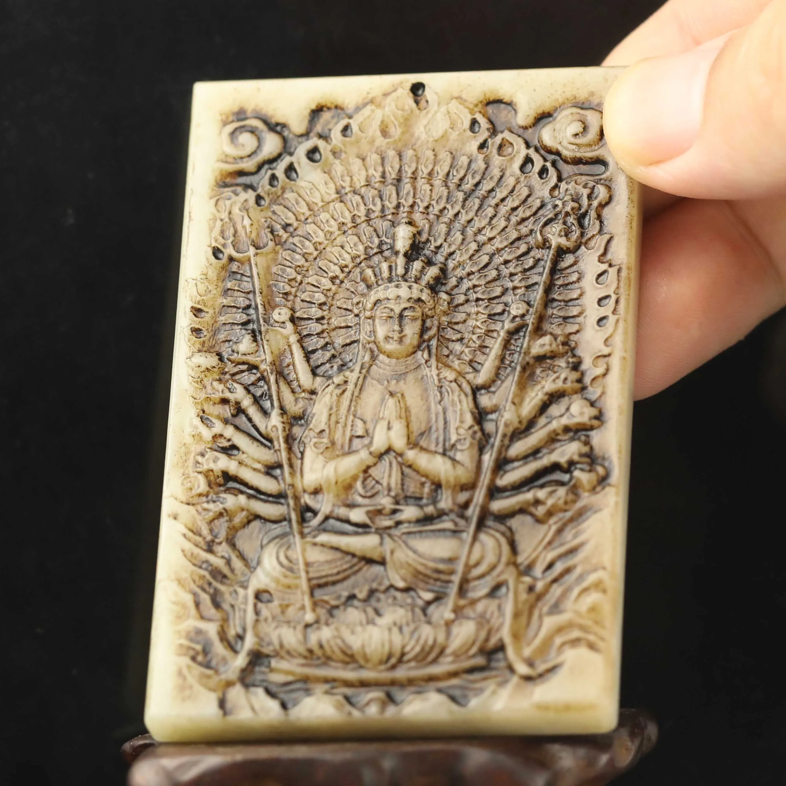 

Old China Natural hetian Jade Hand Carved statue buddha pendant d6