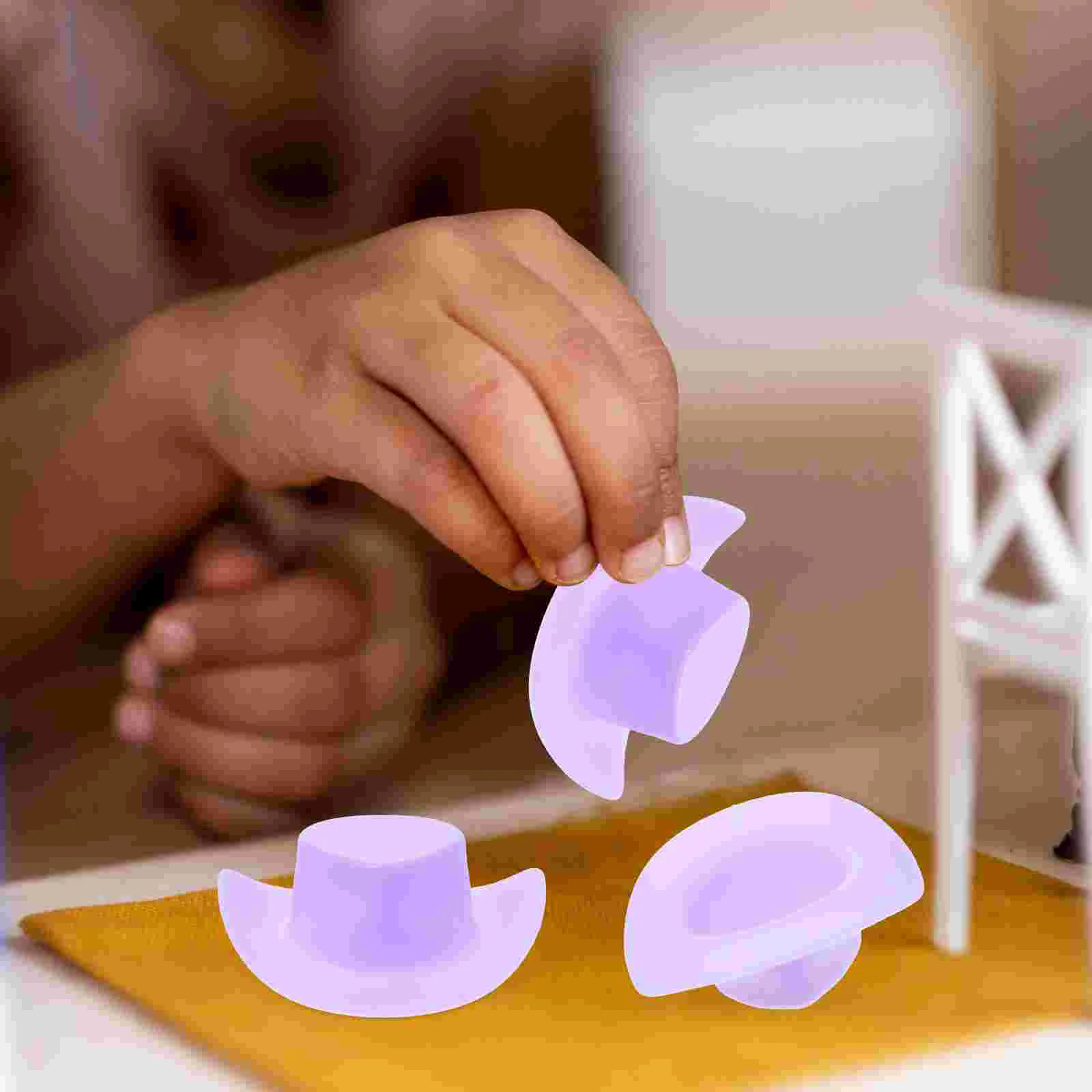 

10pcs House Cowboy Hat Model Small Simulation Cowboy Hat Plastic Small Cowboy Hats