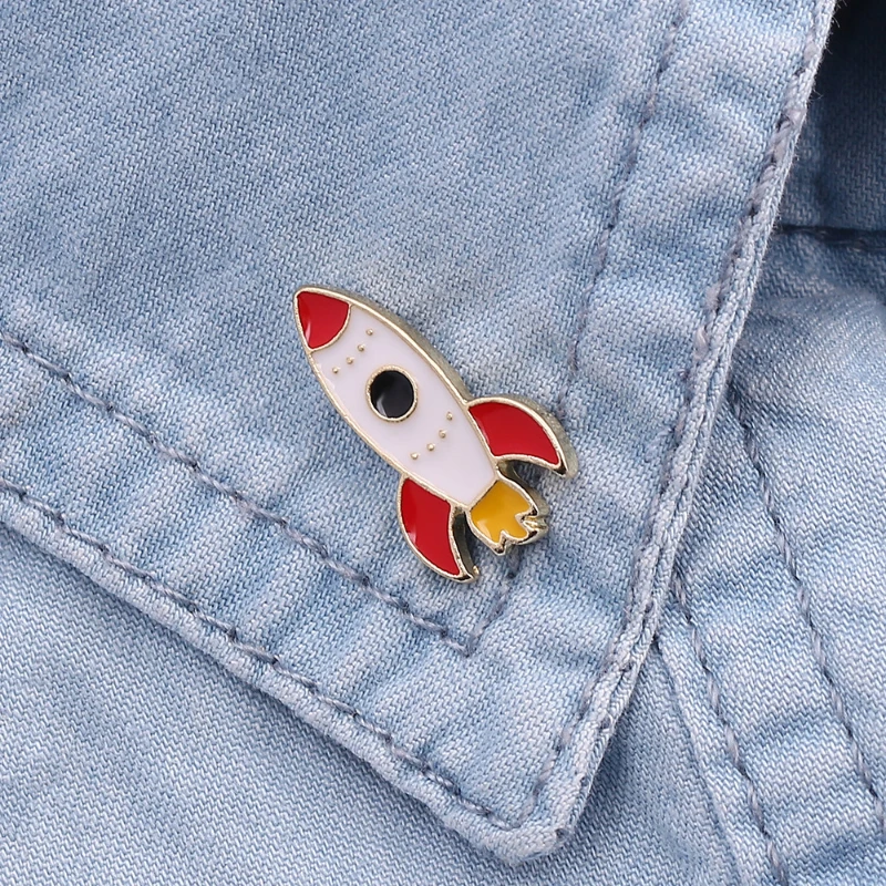 

Rocket Badges Creative Friends Cartoon Christmas Enamel Pin Lapel Pins Women's Brooch New Year Gift Jewelry Fashion Accessories