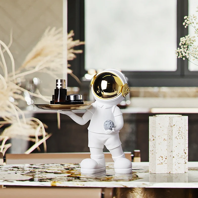 

1Pcs Nordic Space Astronaut Resin Figure Key Storage Tray Porch Art Cosmetics Decoration Home Creative Decoration