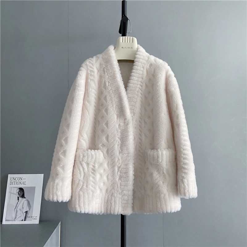 Real Fur Coat Women's Winter Coat 2023 Fashion Lamb Fur Coat Women New Style Women's Casual Warm Solid V Neck Clothing F28