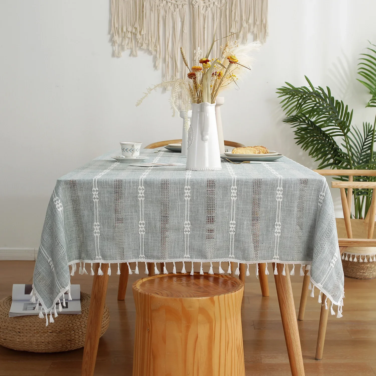 

Tassel hollowed out tablecloth new striped minimalist table cloth tea table cloth Y6T3546