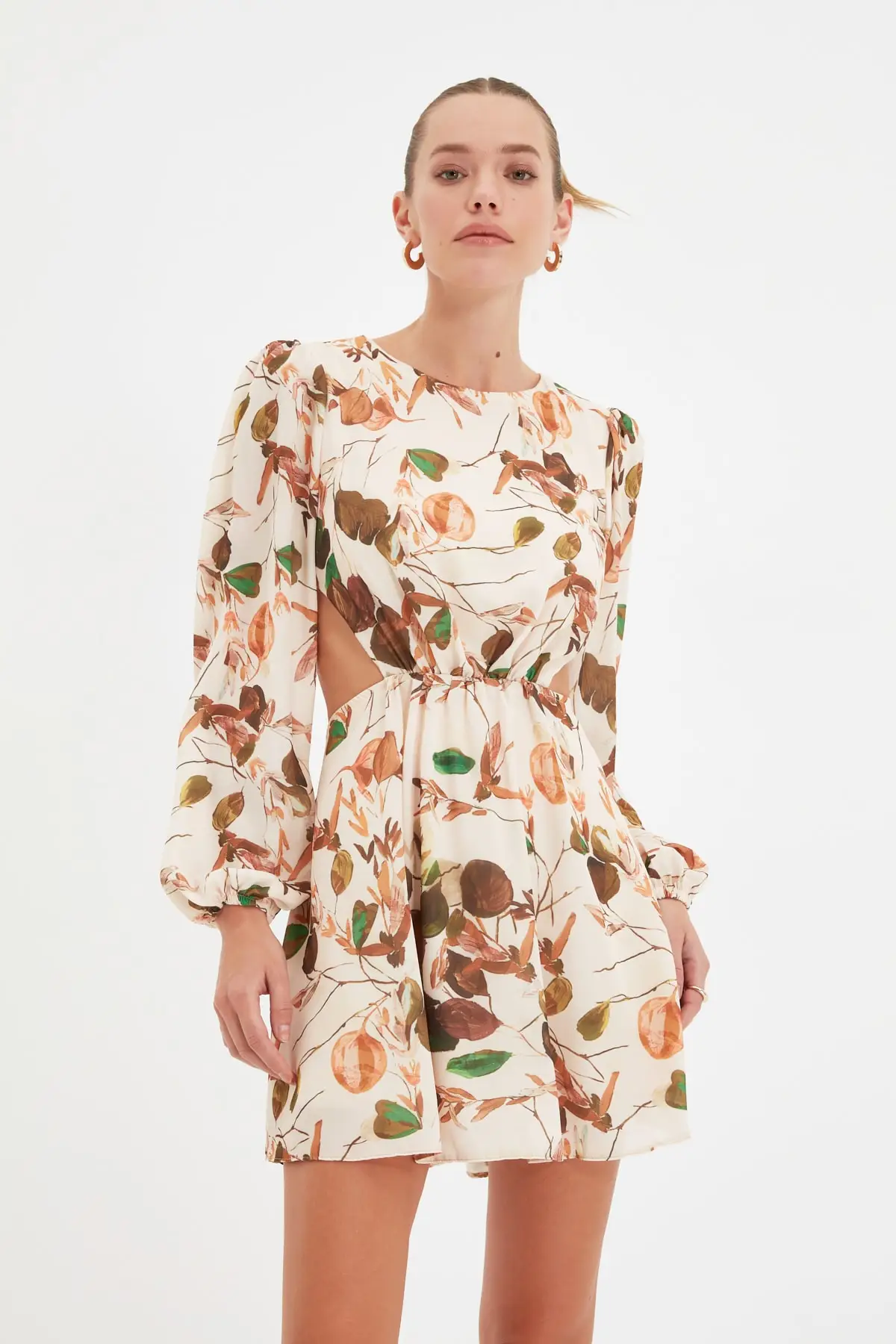 

Trendyol Back Detail Dress TWOAW22EL0530