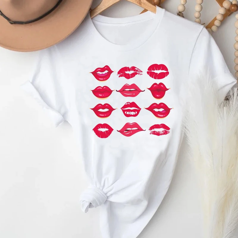 

Fashion Clothes Women Printing Cat 90s Sweet Love Kawaii Valentine's Day Printed Tshirt Female Graphic T-shirt