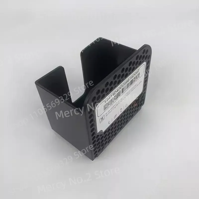 Фото Для кофемашин Nespresso C40 XN1001: резервуар для воды, поддон для капель, контейнер для капсул для EN80 Inissia, аксессуары. №1