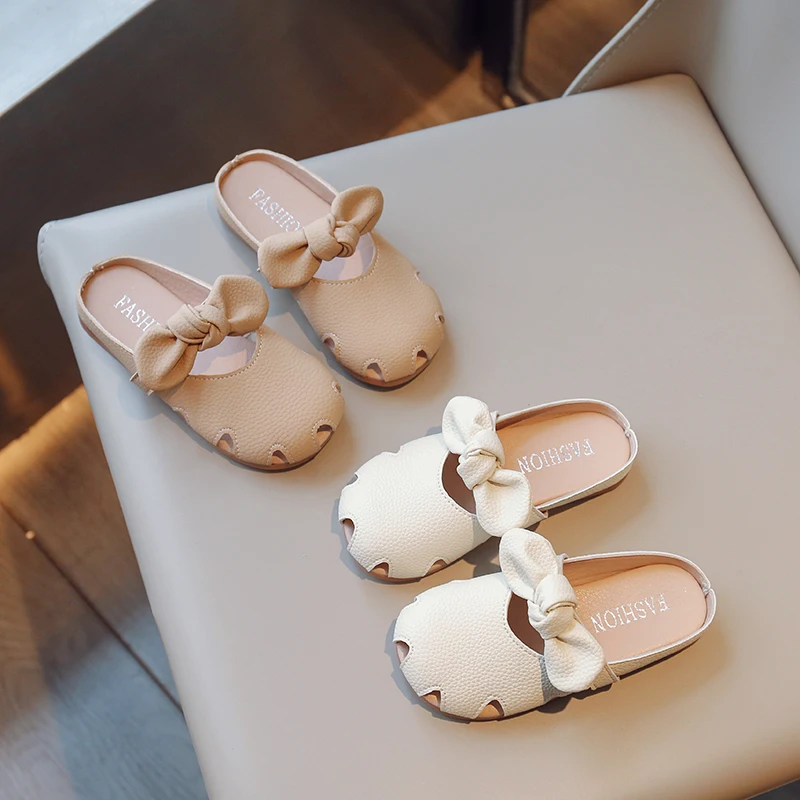 

New Children Sandals Girls Round-toe Sandals Fashion 2023 Kids Princess Hollow Bow Sandal Girls Summer Slippers Breatheable Flat
