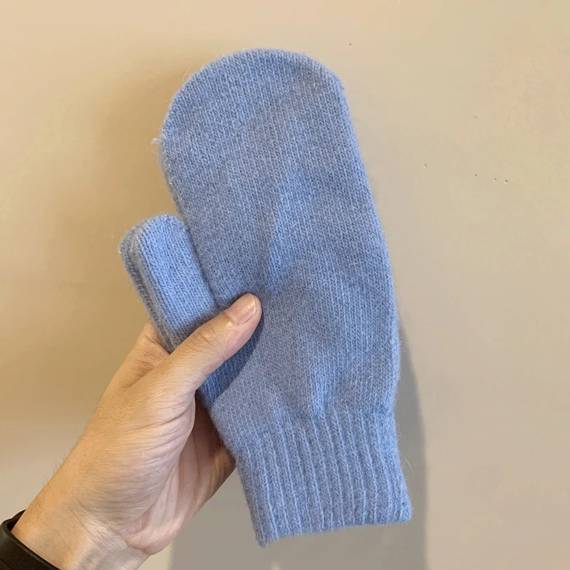 Рисунок 4 - Женские зимние теплые плюшевые перчатки