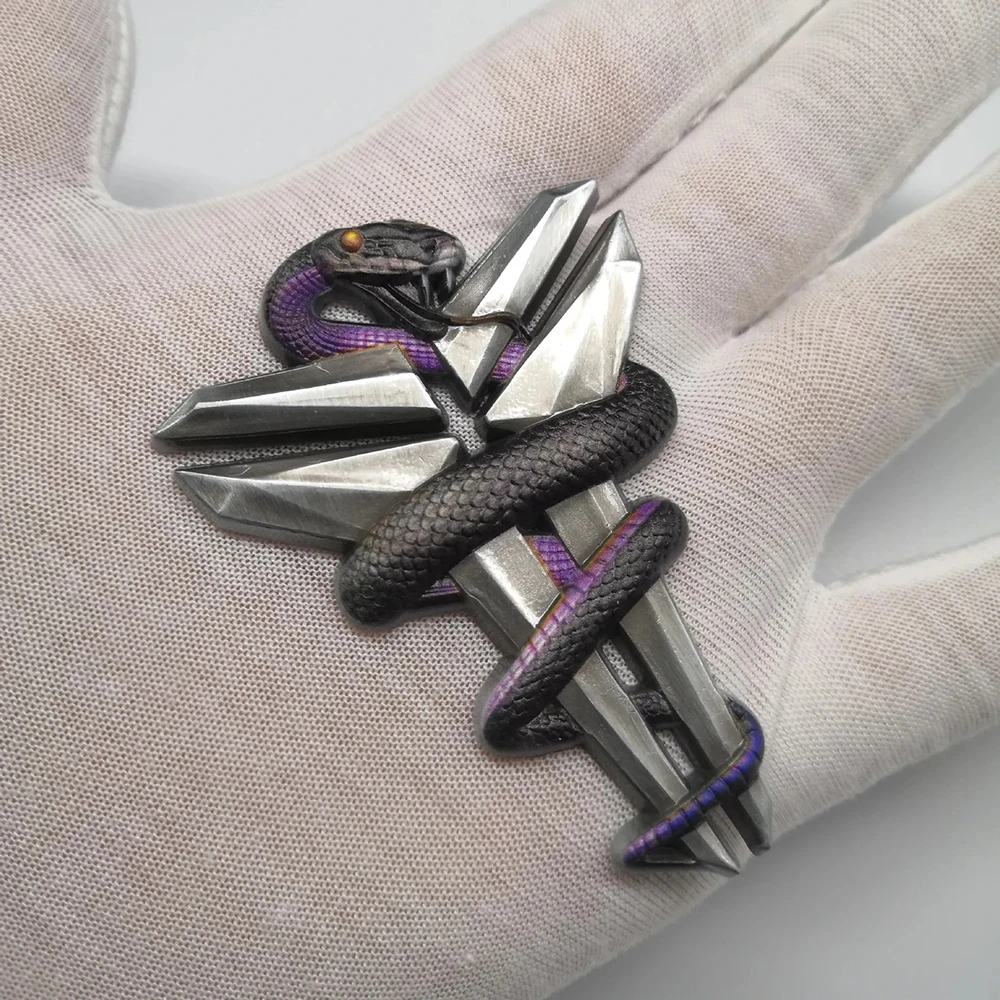 

Черная брошь Mamba в стиле панк, змея, мечи, булавки для лацканов, индивидуальная эмалированная брошь из сплава для одежды, сумок, безделушки, значки, аксессуары