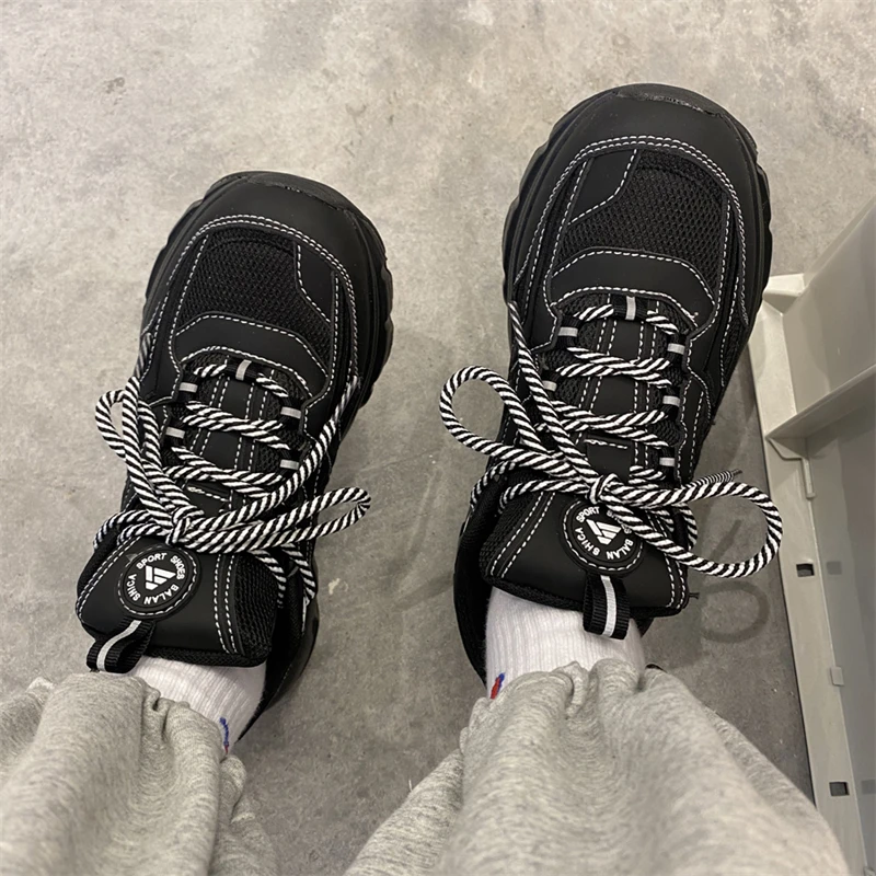 

2022 женские весенние мужские кроссовки, женские кроссовки на платформе, черные дышащие спортивные кроссовки с сеткой, обувь для пары, теннис...