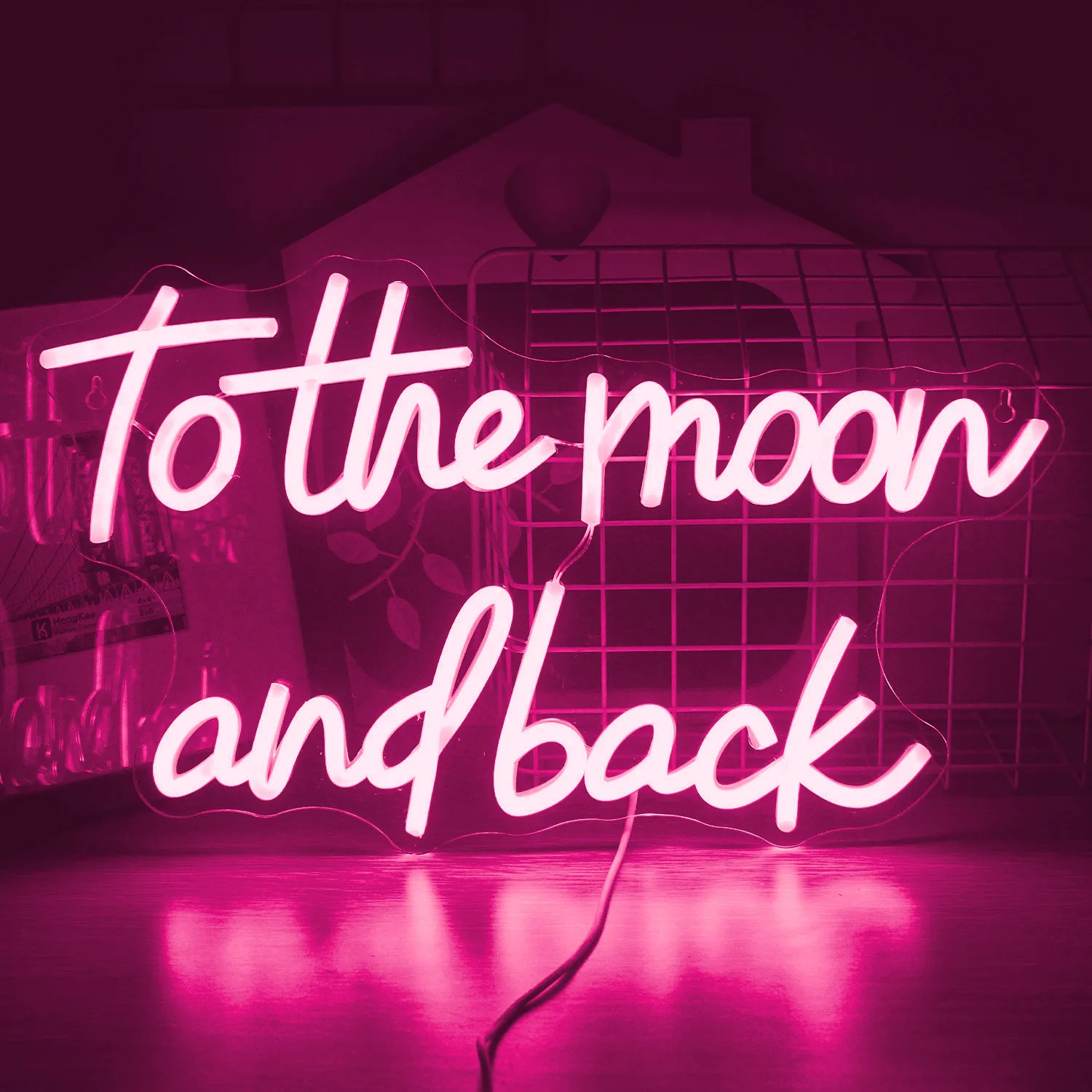 

Неоновый знак "To The Moon And Back" Wanxing