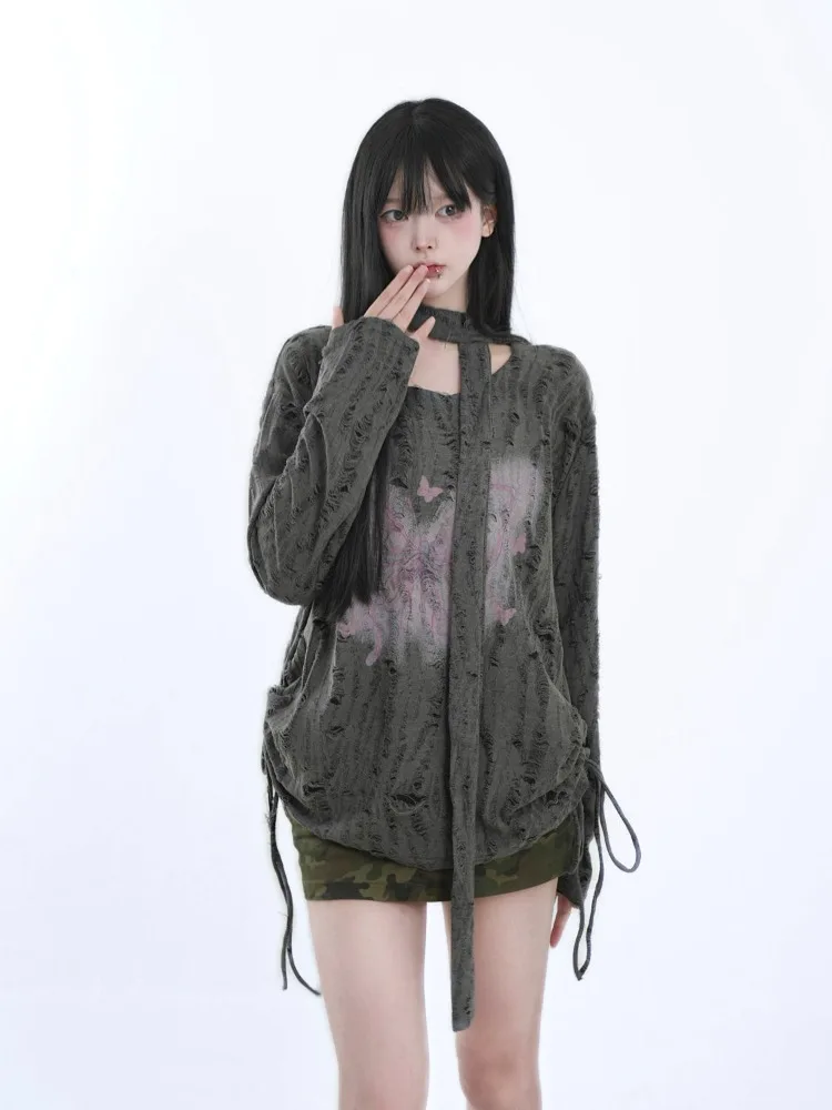 Женская готическая футболка с бабочкой QWEEK