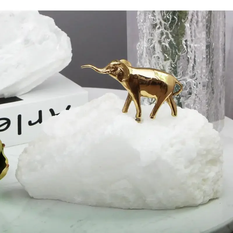 Статуя из латуни золотистого цвета ручная работа