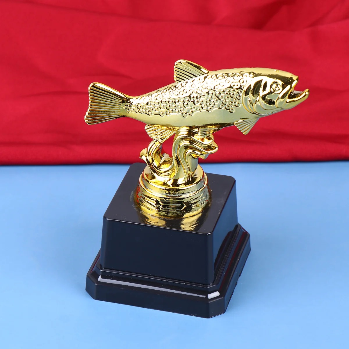 

Trophy Award Cup Kids Trophies Party Gold Prize Winning Statue Football Favor Creative Achievement Ceremony Medals Awards