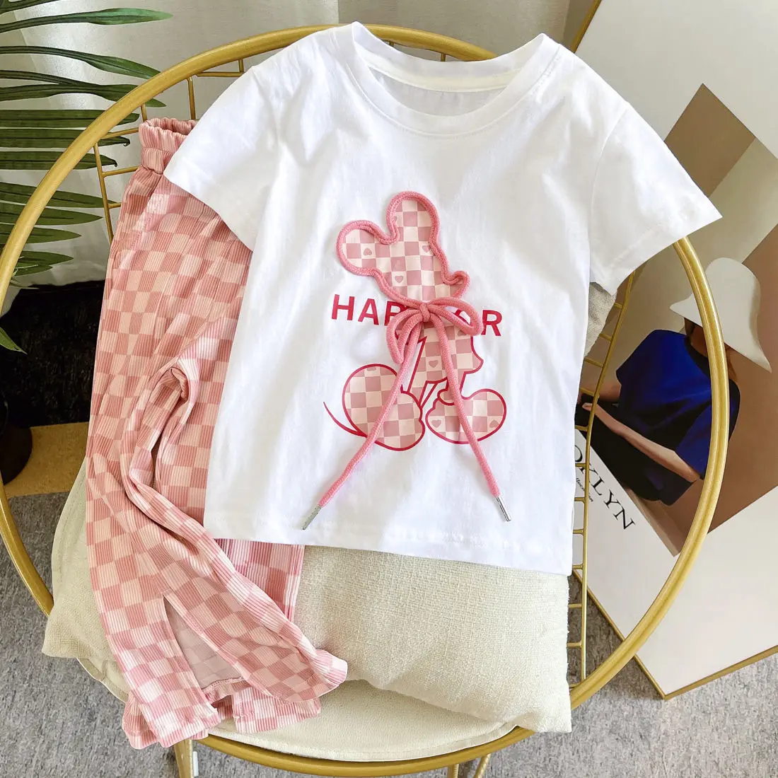 Girls' Suit 2022 New Summer Fashionable Cartoon Cotton Short-Sleeved T-shirt Ice Silk Wide-Leg Pants Two-Piece Set