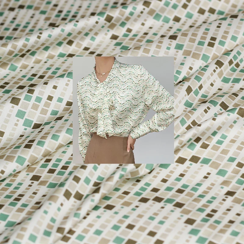 

Red Raspberry 112g box silk stretch twill satin 92% silk 8% spandex fabrics clothes Garment sewing materials Free shipping