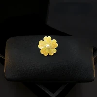 natural shell pearl flower collar pin exquisite high end anti exposure small brooch fixed clothes accessories jewelry gifts pins