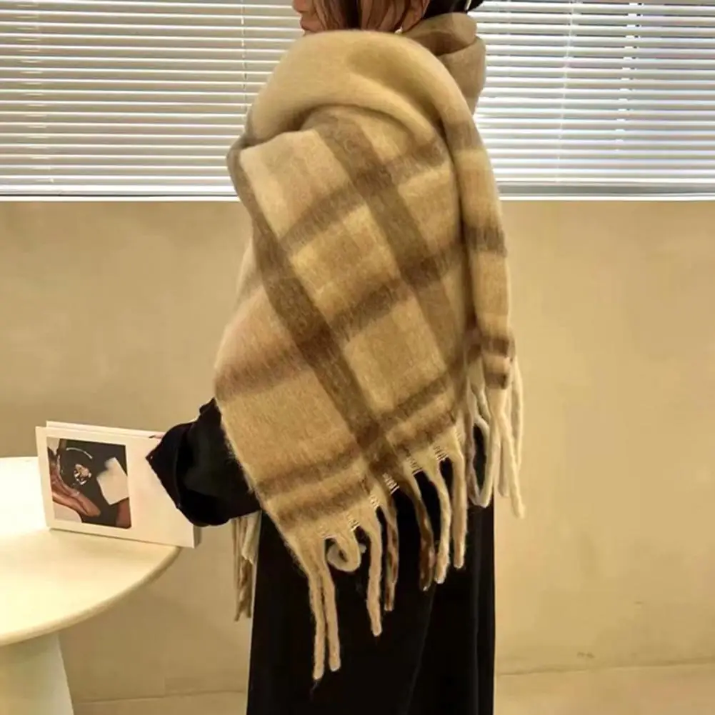 

Women Winter Scarf Contrast Color Thicken Soft Tassel Lightweight Keep Warm Wide Elegant Winter Shawl for Daily Wear