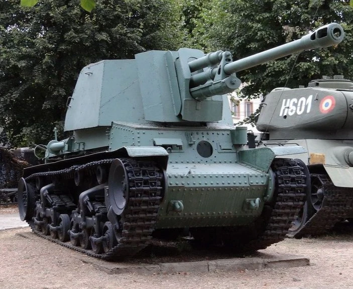 Фото Охотник за легким танком Romanian Tacam R2, наборы моделей масштаба 1/144 №1