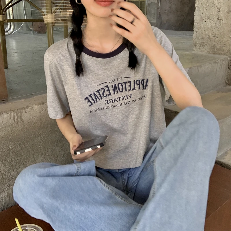 

Футболка женская короткая с коротким рукавом, свободная рубашка на одно плечо с принтом в Корейском стиле, модный топ в иностранном стиле, л...