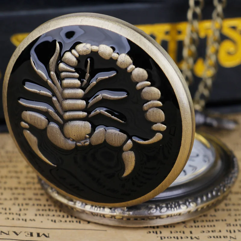 Рисунок 4 - Кварцевые карманные часы Скорпион