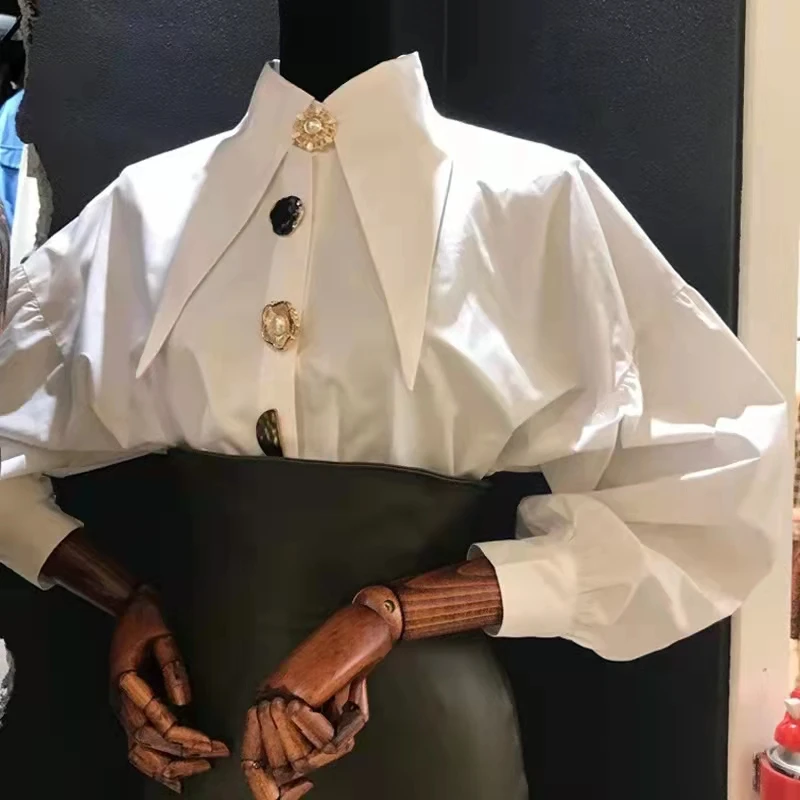 

2022 Spring New Casual All Match Long Sleeve Womens White Shirt Fashion Point Collar Big Button Retro Blouse Trend Tops
