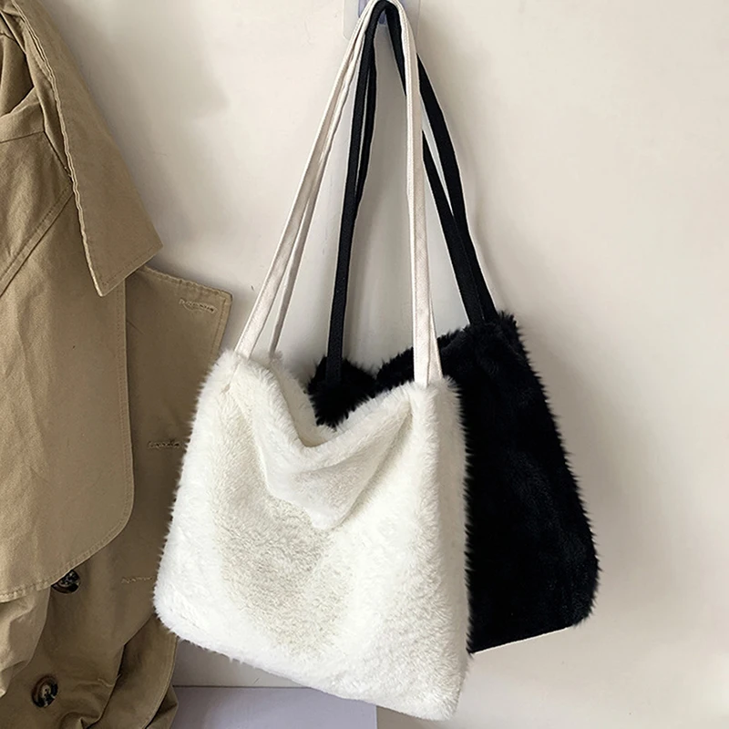 

Women's Shopper Bag Plush Tote Shoulder Bags For Women 2020 Fluffy Female Handbag Fur Ladies Hand Shoppers Bag Black Sac A Main