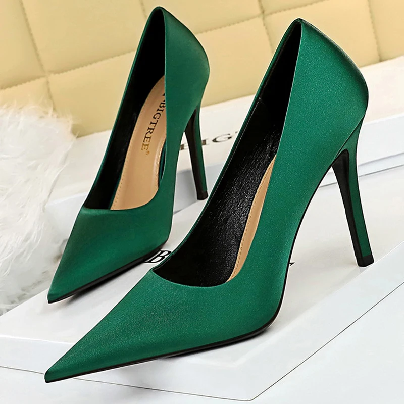 

Office Work Elegant Pumps Woman Green Silk High Heel Shoes Ladies Stiletto Pointed Toe Heels Party Shoes Plus Size 43 Salto Alto