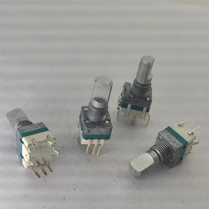 Кодировщик LJV 8 с прессовым переключателем 15 мм f RE09101AA-H01 шагом 20