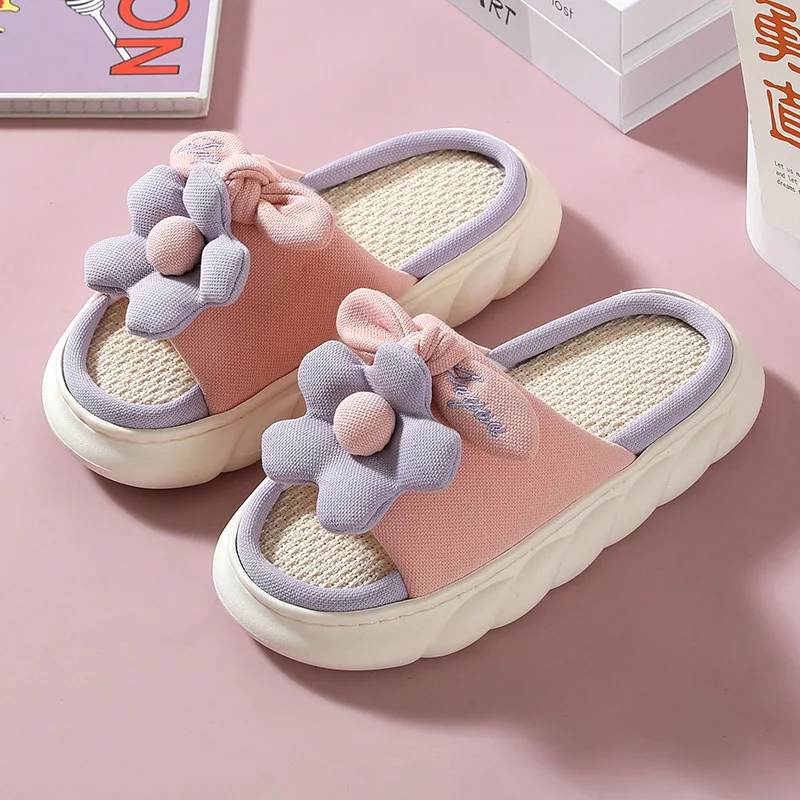 Sweet Cotton Slippers Women Home Thick Bottom Shoes Soft Feelling Stepping on Shit Non-slip Cute Cartoon Flower Slippers Female