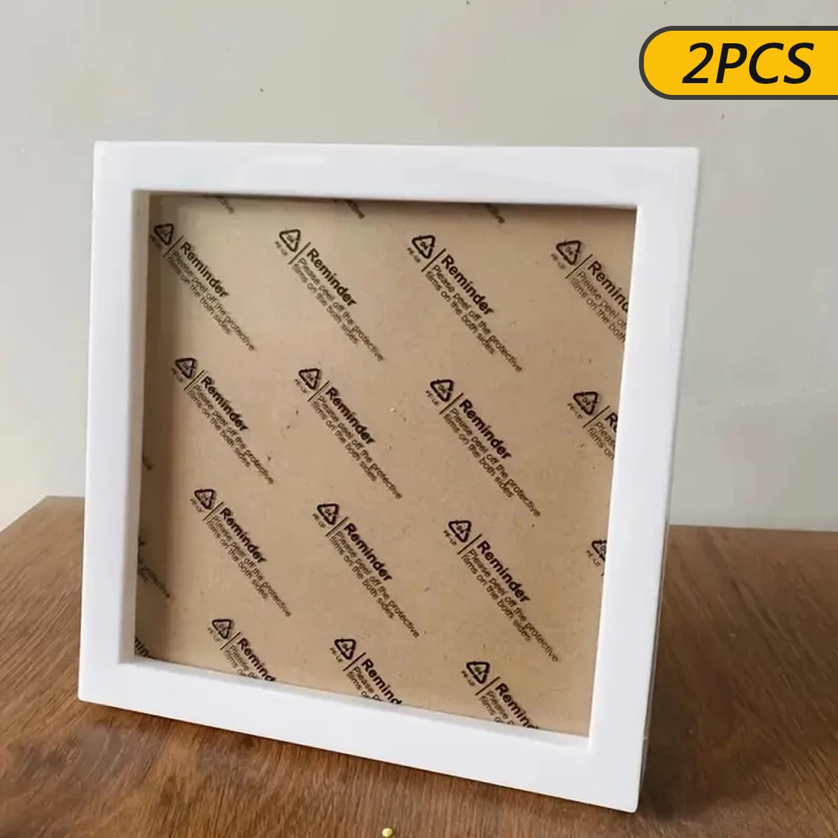 

Квадратная белая пластиковая фоторамка