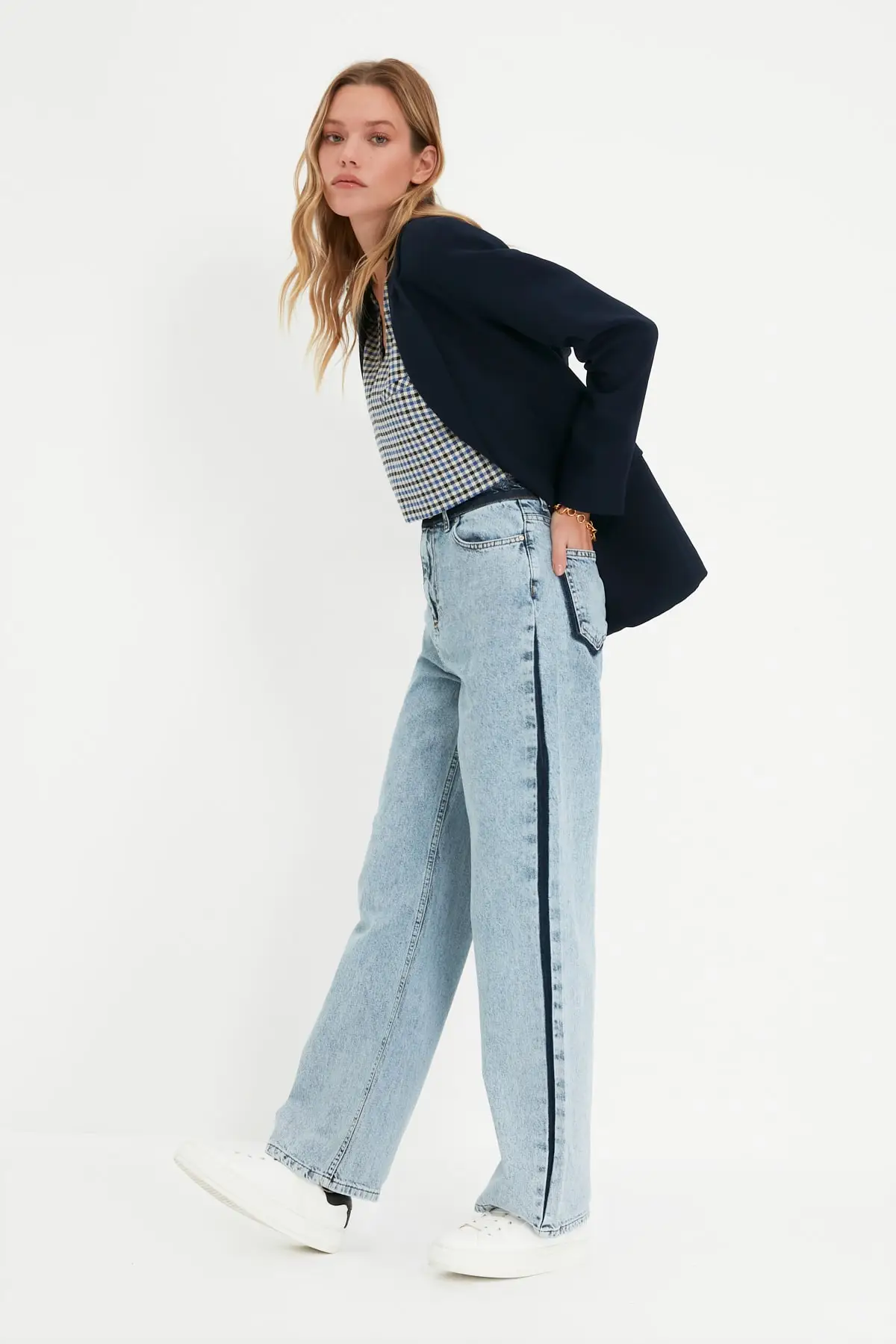 

Trendyol With Color Block High Bel 90's Wide Leg Jeans TWOAW22JE0956