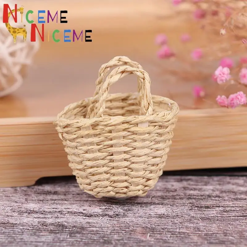 

Mini 1/12 Cute Dollhouse Rattan Iron Frame Frame Hand Woven Vegetable Food Storage Basket Dolls Miniature Decoration Toys