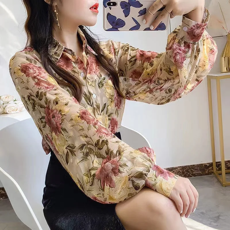 

2022 Summer Women Plus Size Flower Print V-Neck Lantern Sleeves Button Up Casual Shirt Blouse