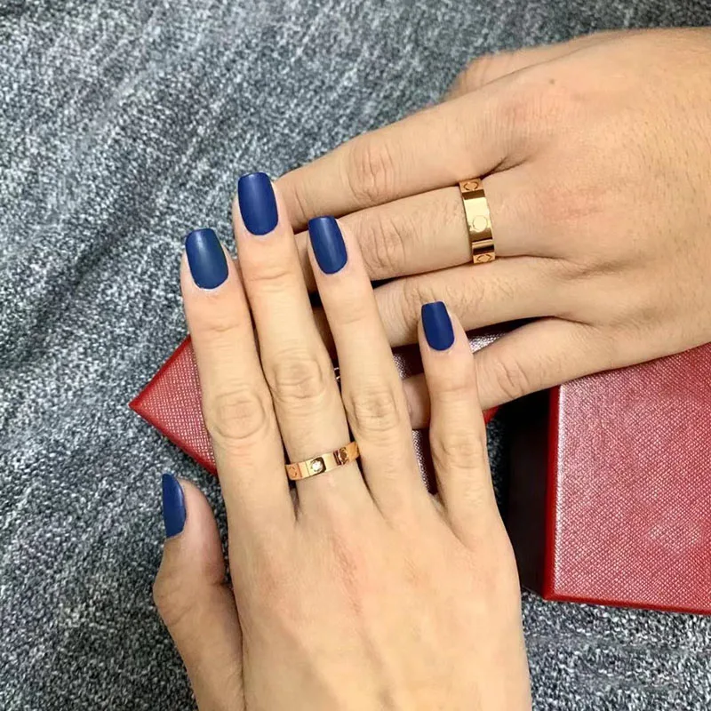 

2022 Super New Style 925 Silver Love Ring with Exquisite Gift Box