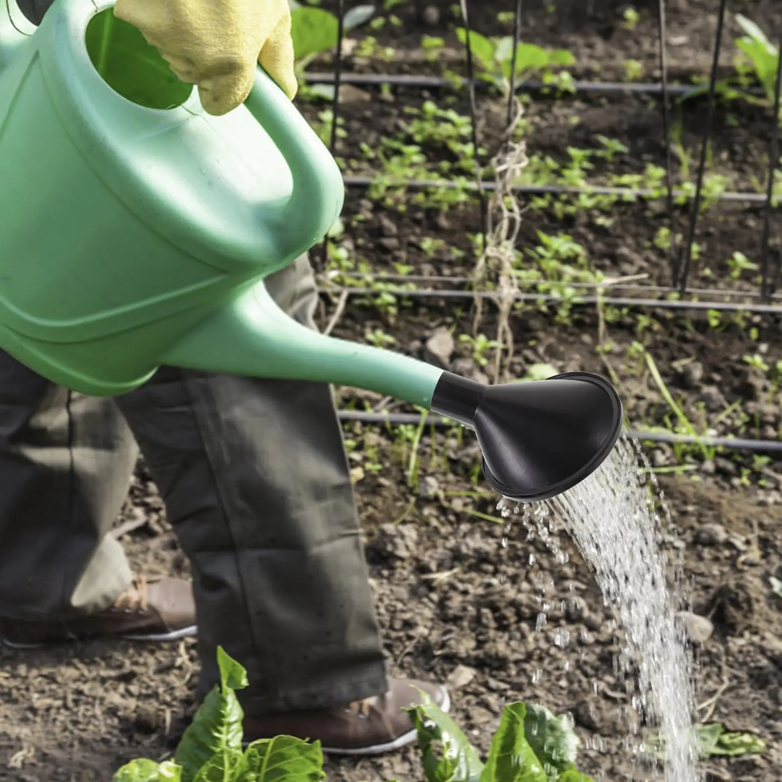 

Лейка LUOEM черная пластиковая