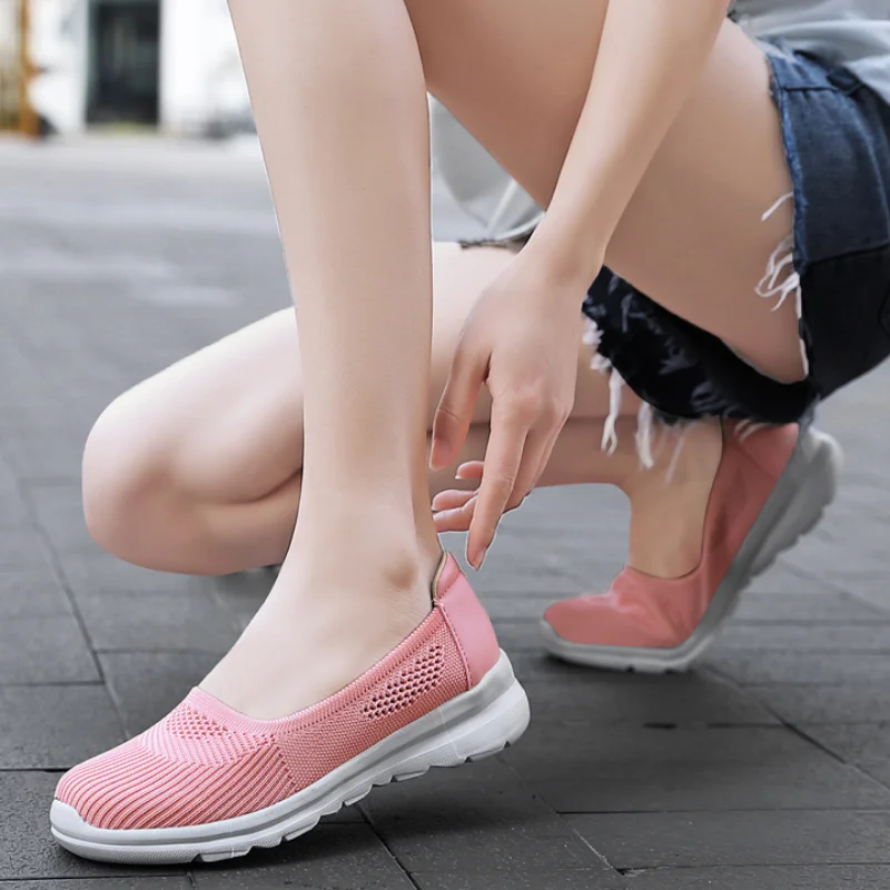 

Breathable Hollow Soft Flat Shoes for Women's Comfortable and Casual Versatile Vulcanized Shoes Fashion Lightweight Women'sShoes