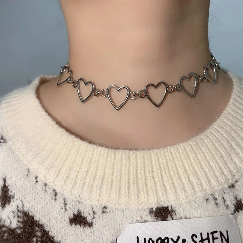 

New Hollow Korean Sweet Love Heart Choker Women Necklace Statement Girlfriend Gift Cute Bicolor Necklace Jewelry Collier 2022