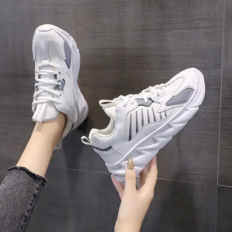 

Unisex Women Running Shoes 2021 Fasion Women's Sports Shoes Brands Luxury Brand 2021 Sport Sneakers Woman Sneakers Sport Tennis