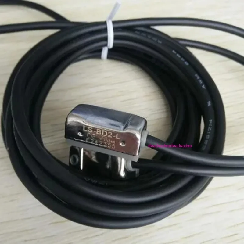 LS-BD2 Специальный магнитный переключатель для цилиндра датчика 5-200 В переменного