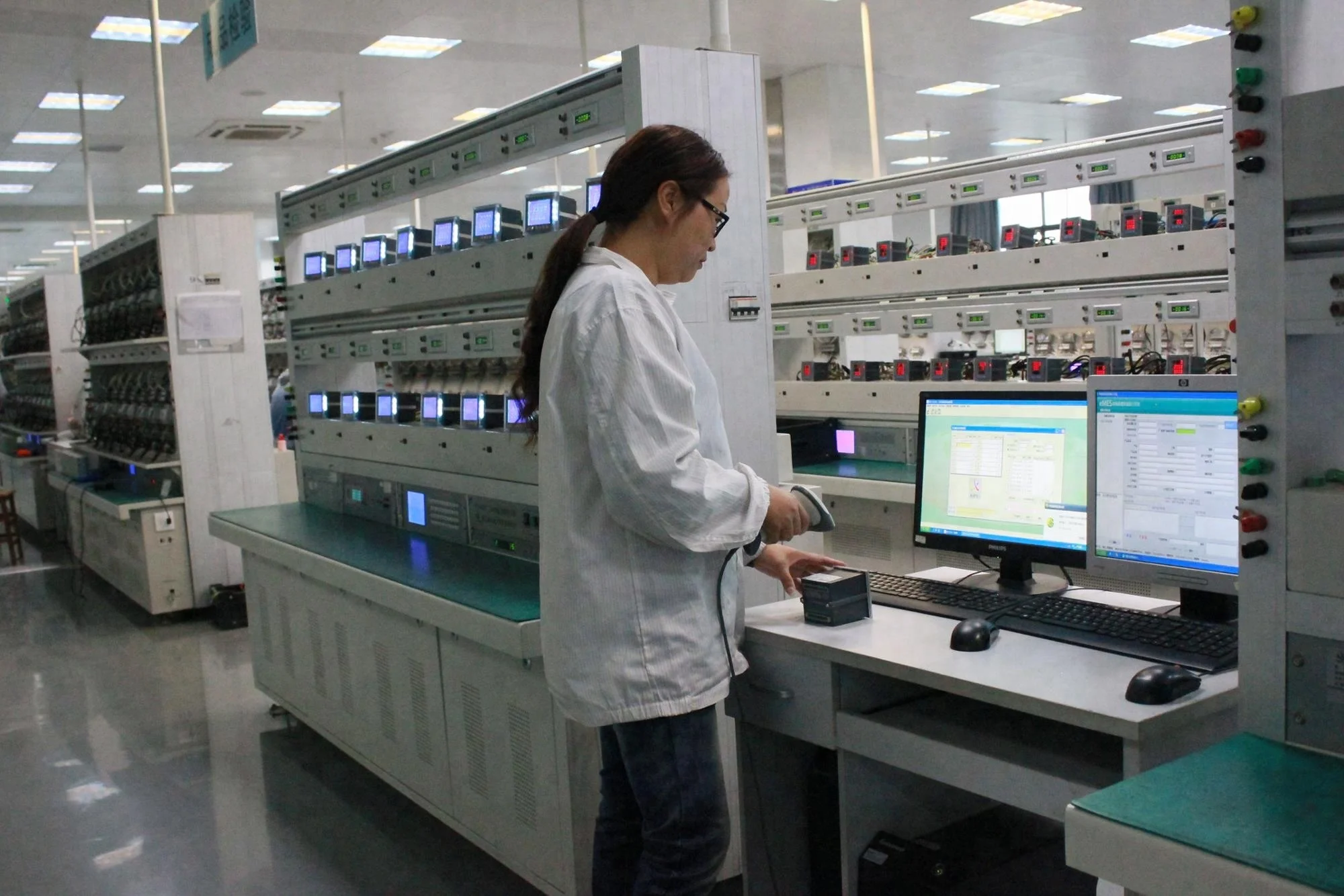 Умный диммер освещения 0 ~ 10 в с системой умного дома KNX |