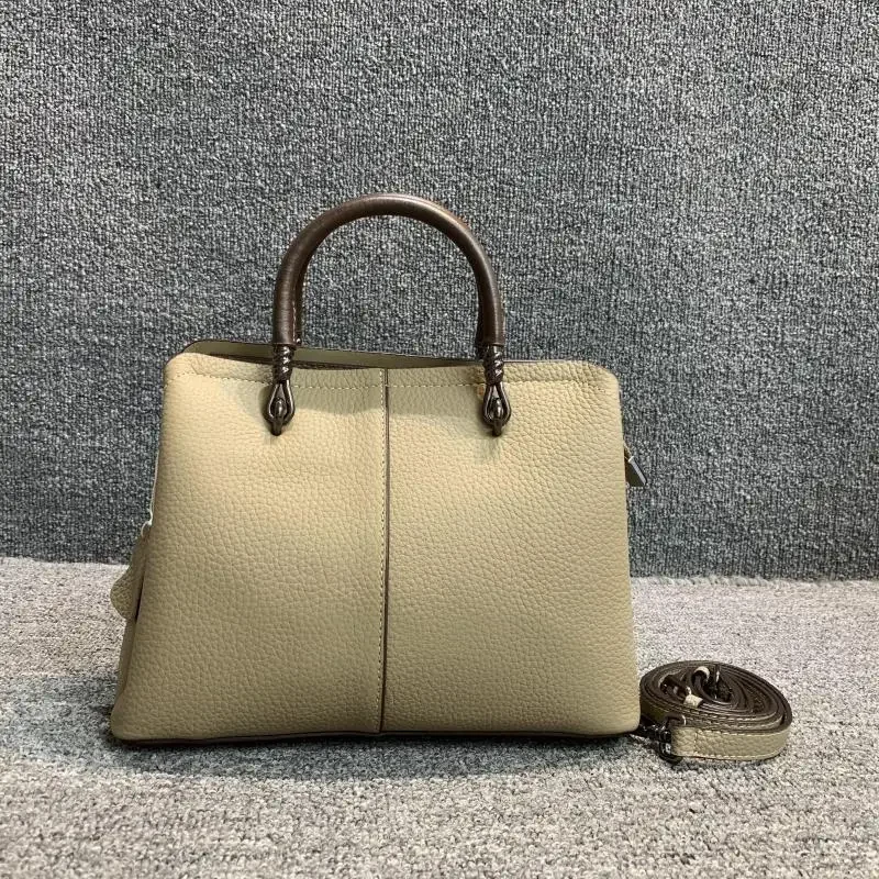 

Genuine Leather Handbag Women First Layer Cowhide Tote or Shoulder Bag Casual Fashion Ladies Crossbody Bags