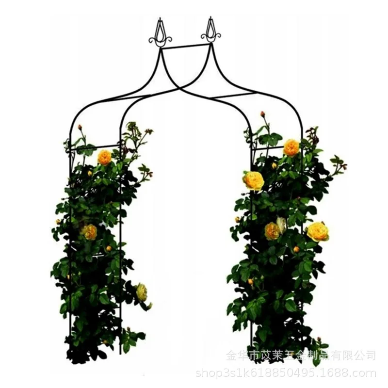 

Железная садовая арка розового цвета