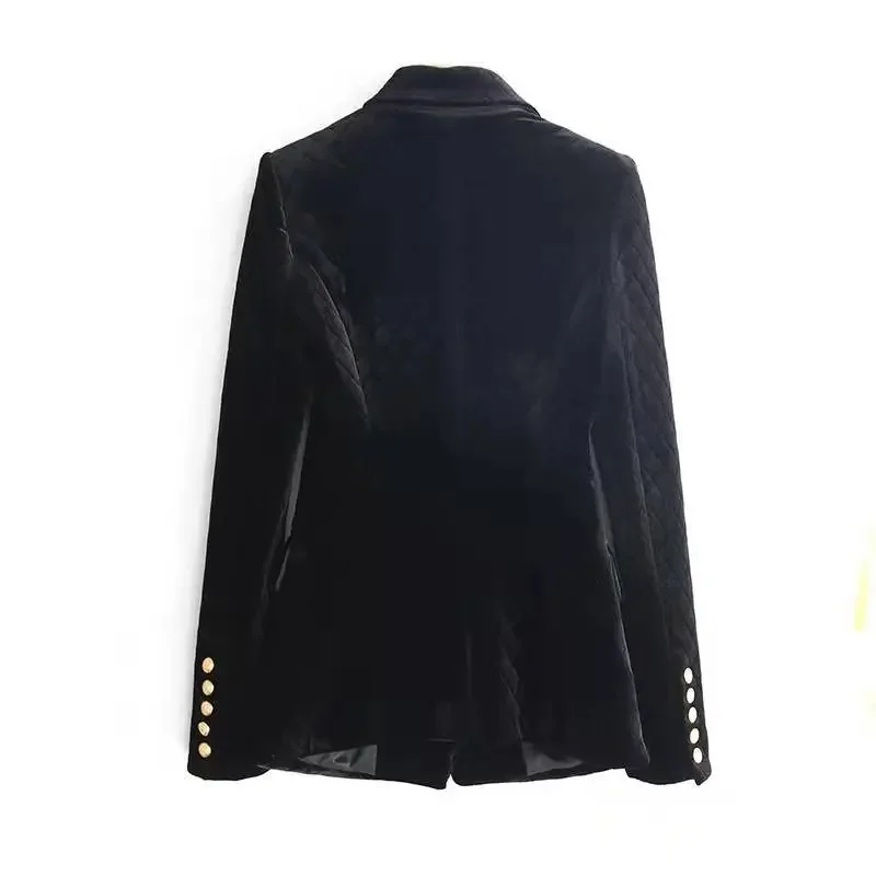 Женское двухрядное бархатное пальто с металлическими пуговицами