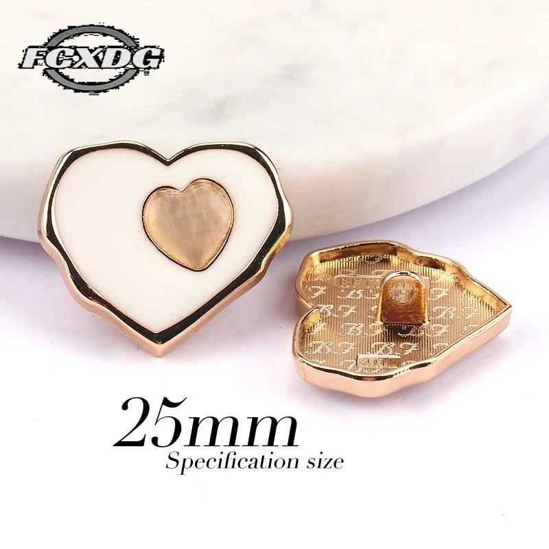 

10pcs Heart Colored Buttons for Clothing Sewing Wholesale Clothing Decoration Accessories Buttons Black White Pink Metal Buttons