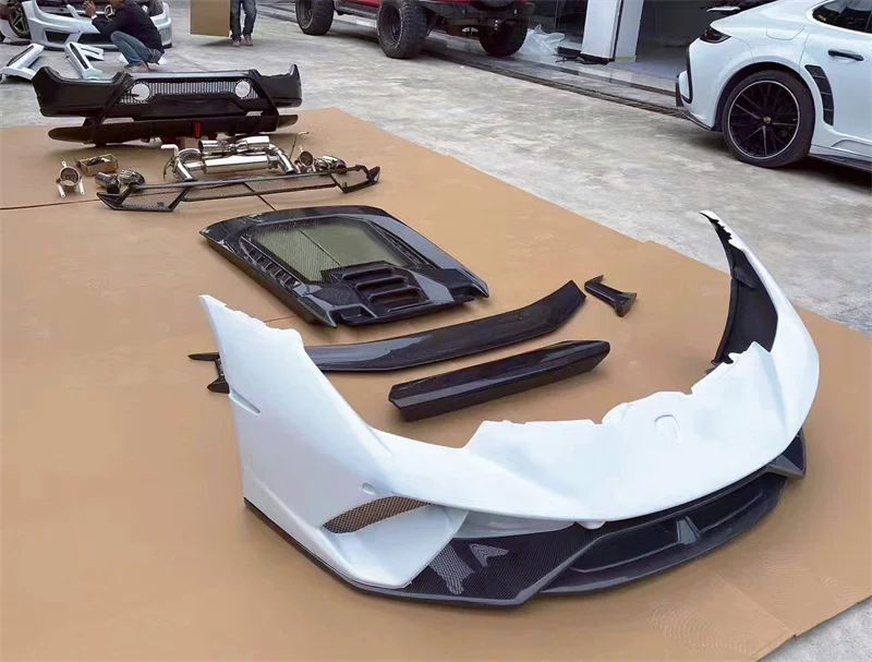 Передние и задние бамперы из сухого углеродного волокна в стиле P выхлопной