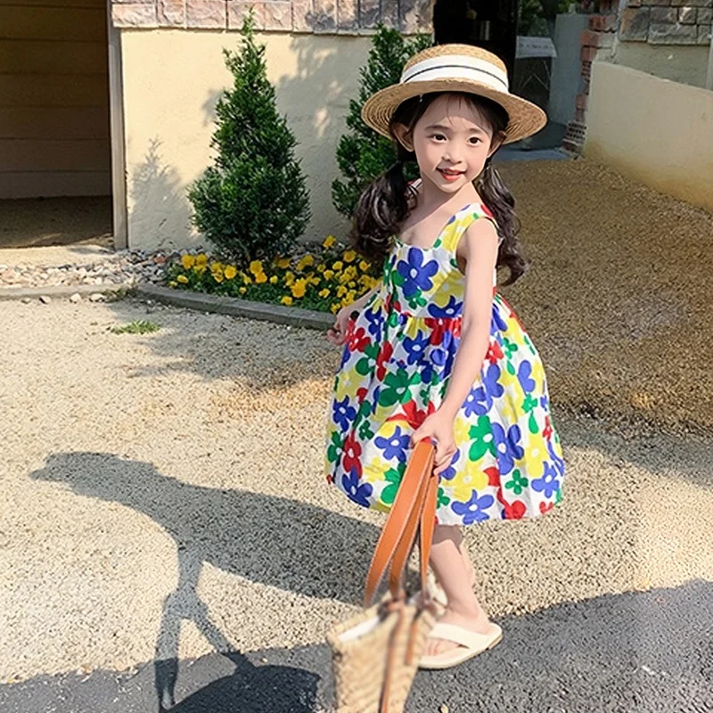 

Детское платье без рукавов, с цветочным принтом