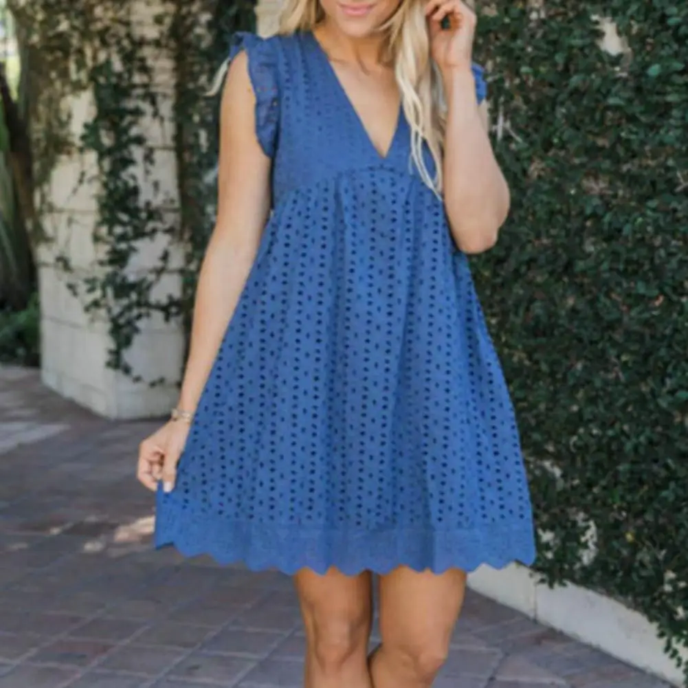 

A Lace Dress Cutout V-neck Lace Stitching Ruffle Flying Sleeves Dress-up Solid Color Above Knee Length Beach Dress Women Clothes