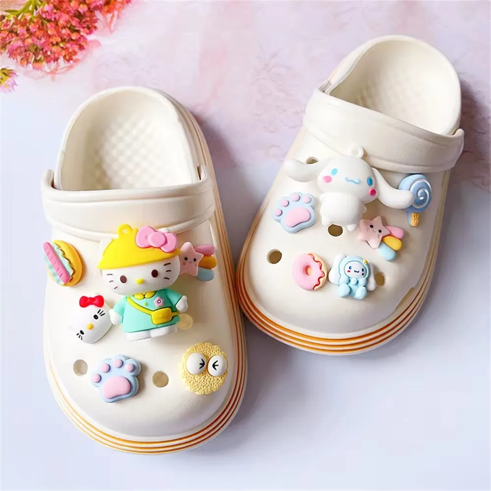 Фото MINISO мультфильм 3D милая кукла Kuromi очаровательные аксессуары для обуви DIY Съемная детская деревянная пряжка №4