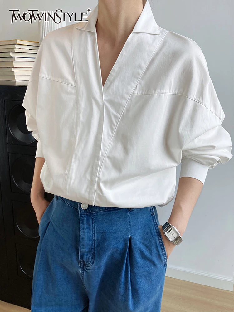 

TWOTWINSTYLE White Casual Puff Long Sleeve Top Female Shirt Round Collar Loose Solid Blouses Womens Summer Clothing 2021 Fashion
