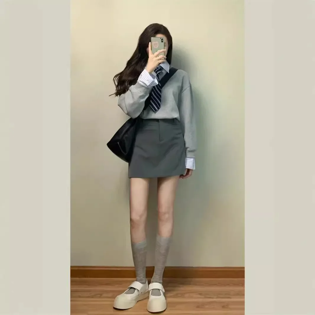 Женская одежда в консервативном стиле осенне-зимний костюм из двух предметов